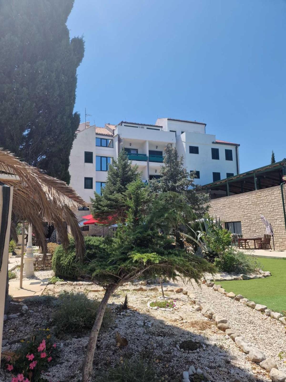 Hotel Marco Polo Slatine Exterior photo